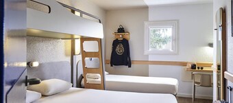 ibis budget Versailles Chateau Saint Cyr