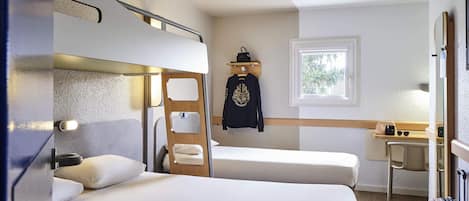 Family Room, Multiple Beds | Desk, free WiFi, bed sheets