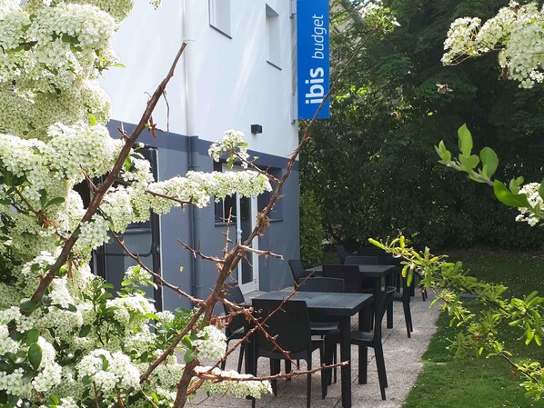Exterior - ibis budget Versailles Chateau Saint Cyr (Saint-Cyr-l'Ecole)