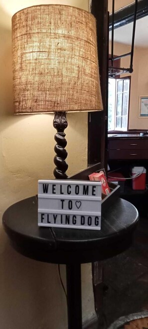 Reception - Flying Dog Hostel B&B (Lima)