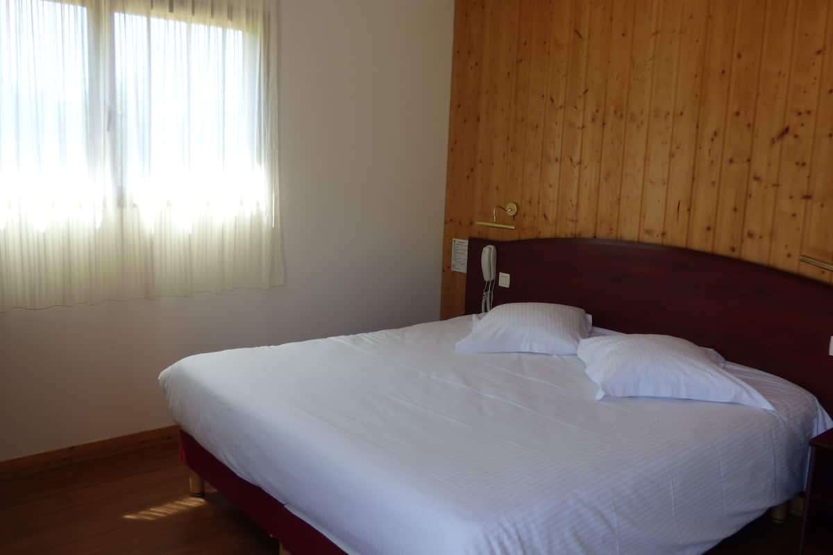 comfort double room | in-room safe, desk, soundproofing, free cots/infant beds