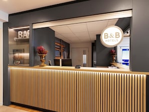 Lobby - B&B HOTEL Essen-Nord (Essen)