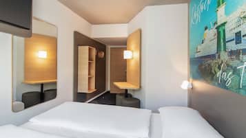Quarto casal | Escrivaninha, quartos à prova de som, Wi-Fi de cortesia, roupa de cama