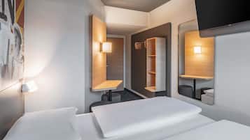 Desk, blackout drapes, soundproofing, free WiFi