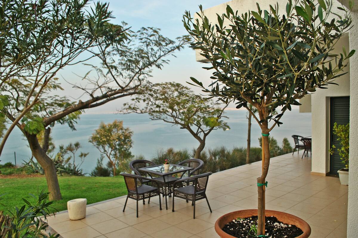 Luxury Bungalow, 2 Bedrooms (Olivetree) | Terrace/patio