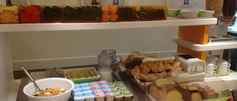 Daily buffet breakfast (EUR 7.50 per person)