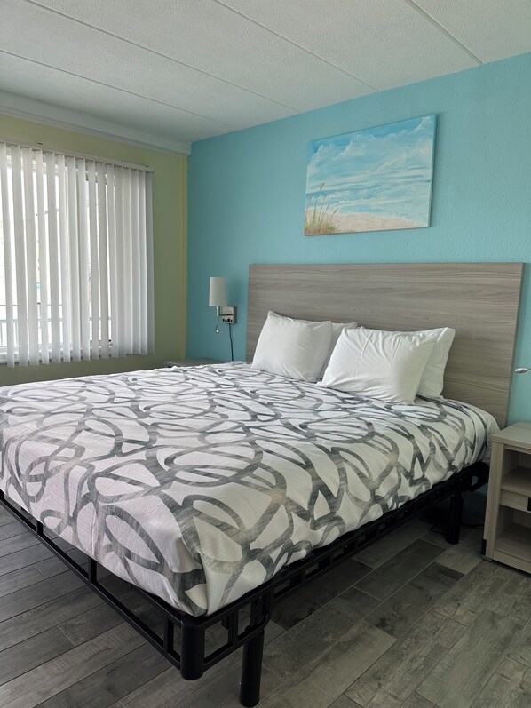 Deluxe Royal King Suite | Individually decorated, individually furnished, free WiFi, bed sheets