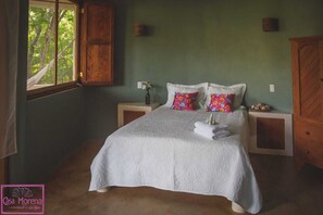 高級寢具、獨特設計、獨特裝修、手提電腦工作空間