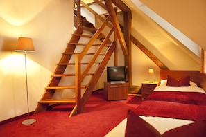 Comfort Apartment, 2 Bedrooms | Minibar, in-room safe, desk, soundproofing