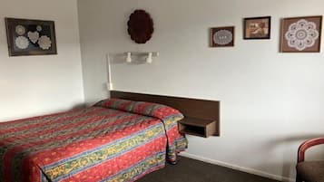 Standard Room, 1 Queen Bed