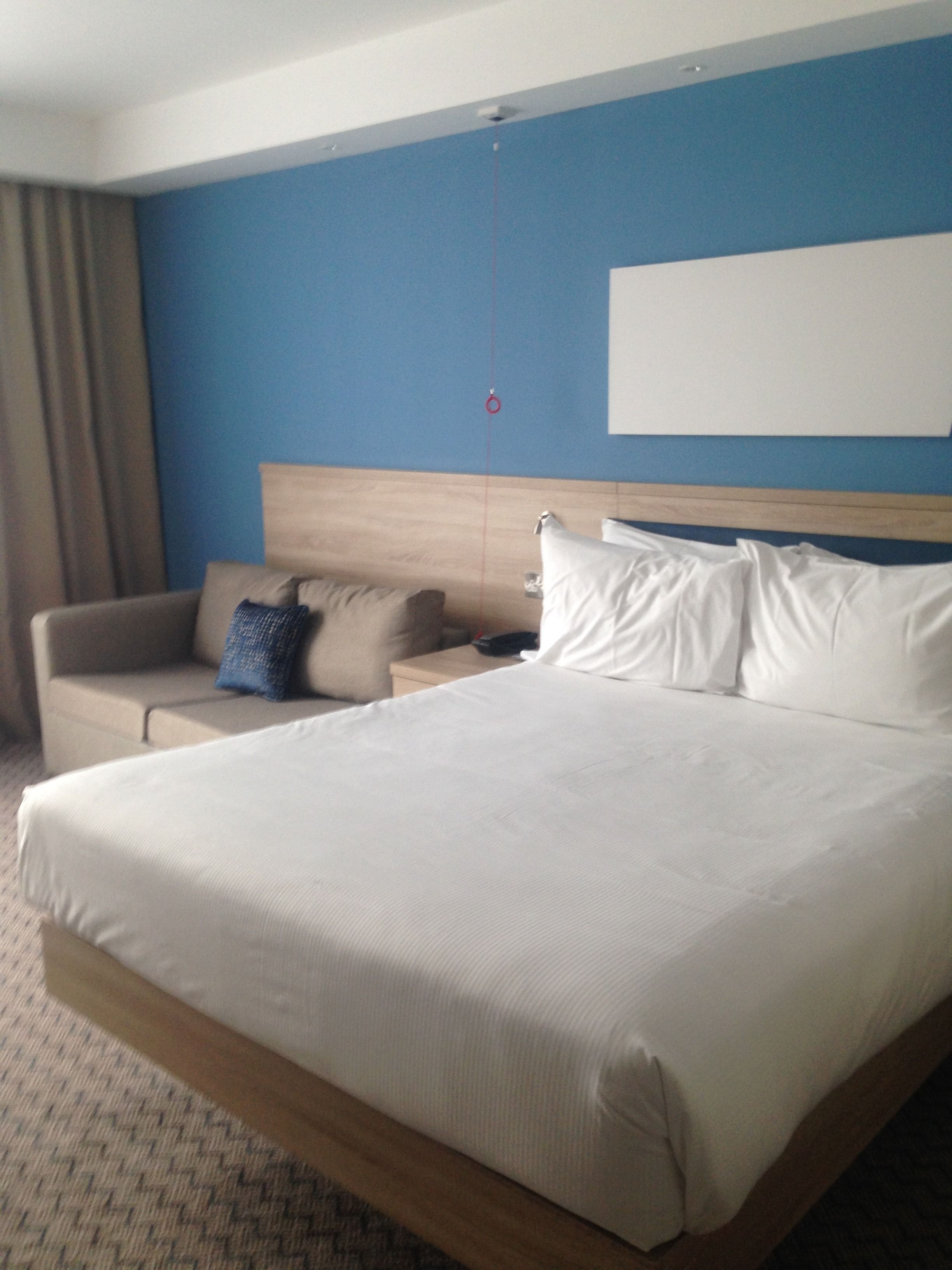 room, 1 queen bed, accessible, non smoking | in-room safe, desk, soundproofing, free wifi