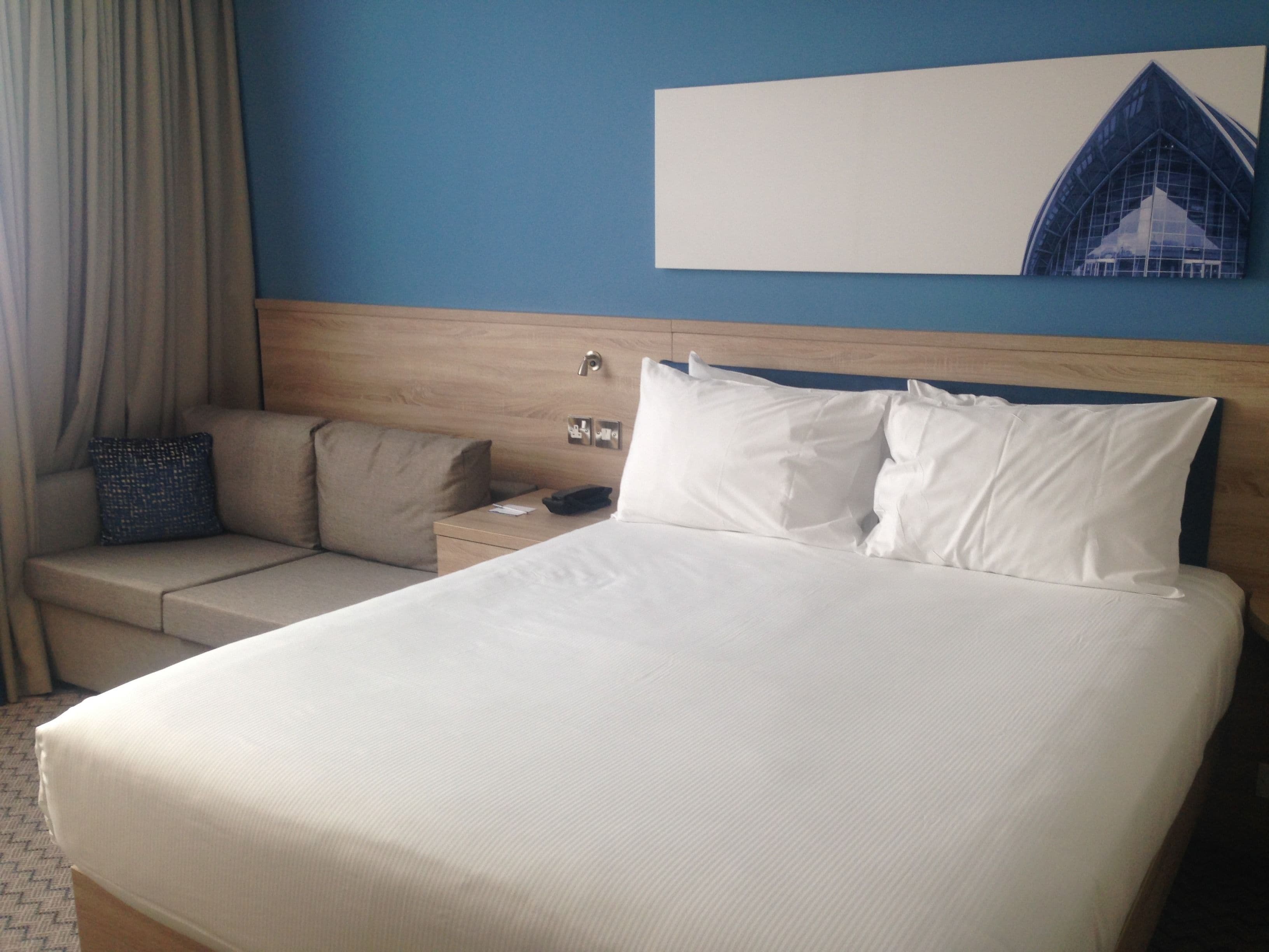room, 1 queen bed with sofa bed, non smoking | in-room safe, desk, soundproofing, free wifi