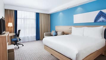 In-room safe, desk, soundproofing, free WiFi