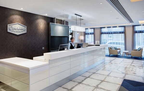 Reception - Hampton by Hilton Glasgow Central (Glasgow)