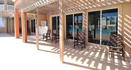 La Isla Condominiums by Cheap Getaway