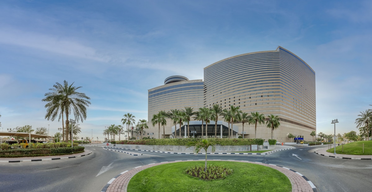 Hyatt Regency Galleria Residence Dubai Reviews, Deals & Photos 2023