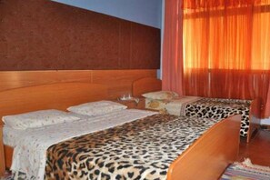 Room - Parlamenti Hotel (Tirana)