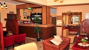 Restaurant - Parlamenti Hotel (Tirana)