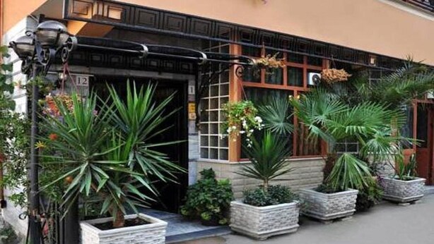 Exterior - Parlamenti Hotel (Tirana)