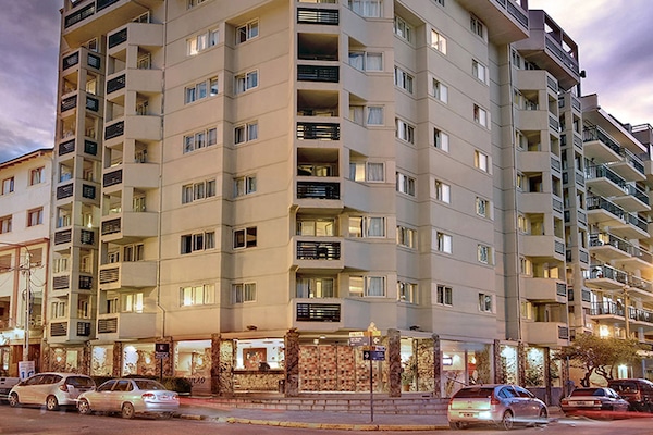 Façade de l’hébergement - soirée/nuit