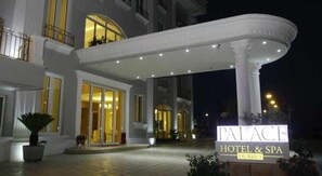 Exterior - Palace Hotel & Spa (Durrës)