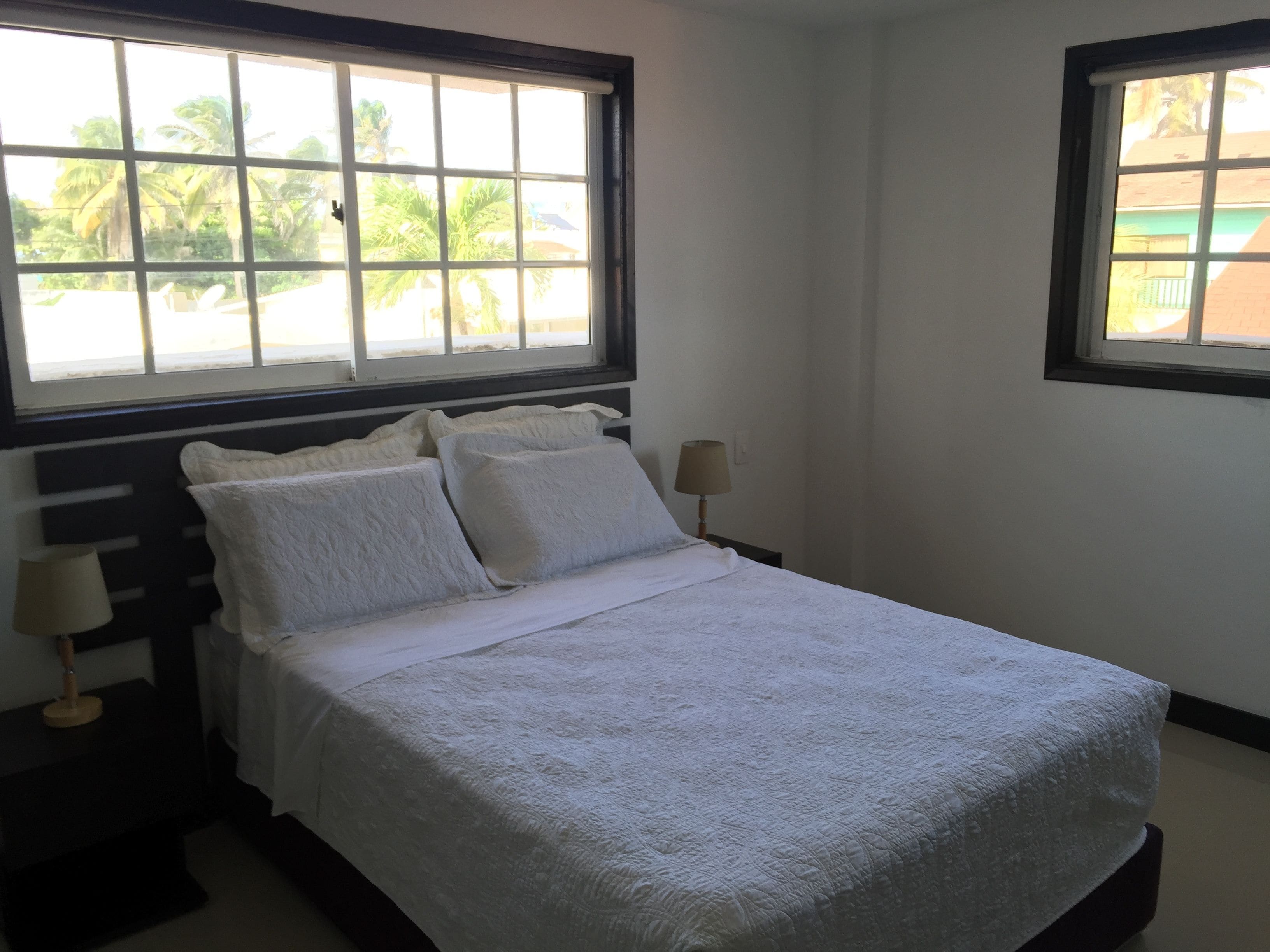 Kamar Double | Brankas, Wi-Fi gratis, dan seprai linen