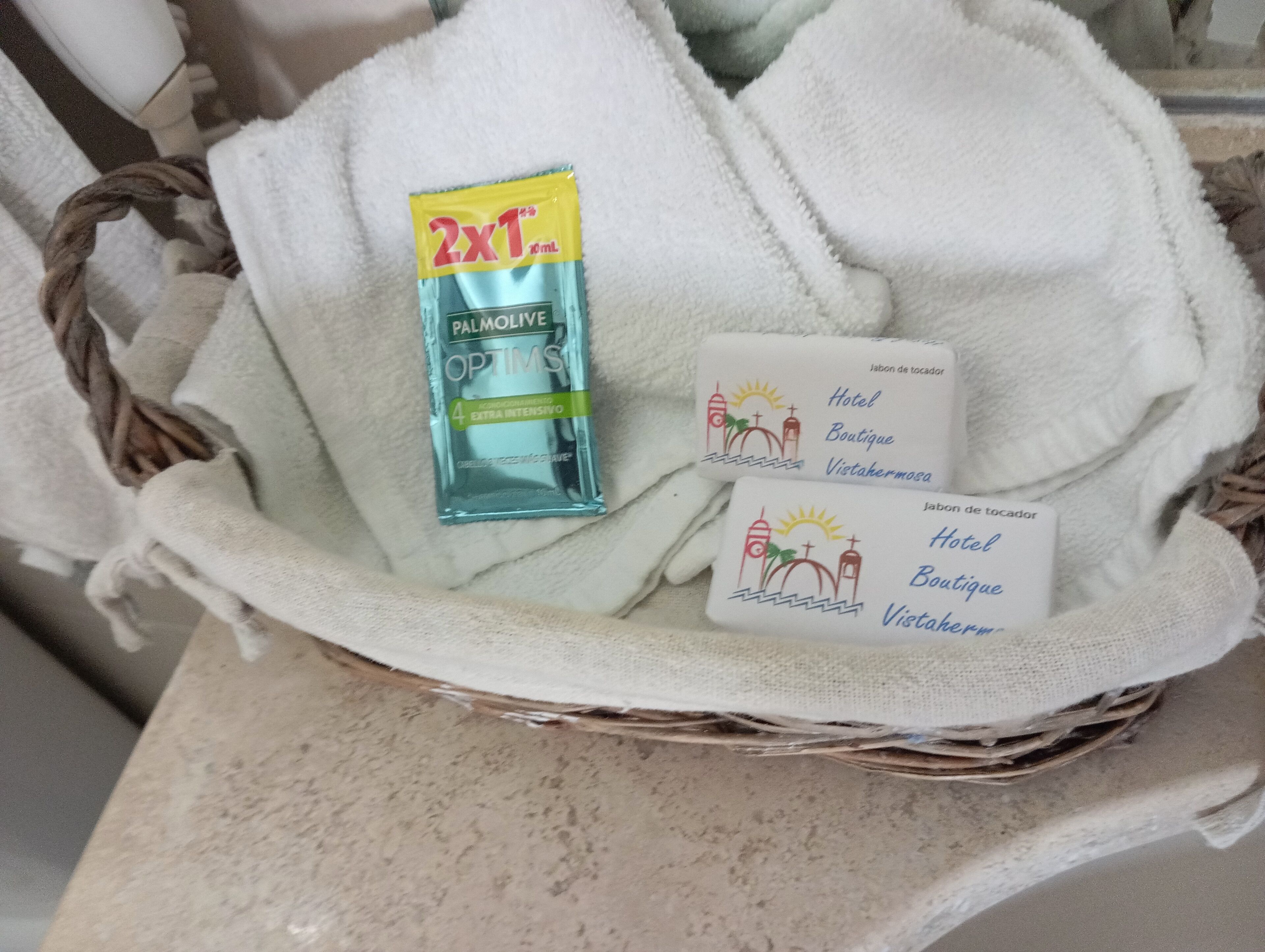 junior suite, 1 bedroom | in-room dining