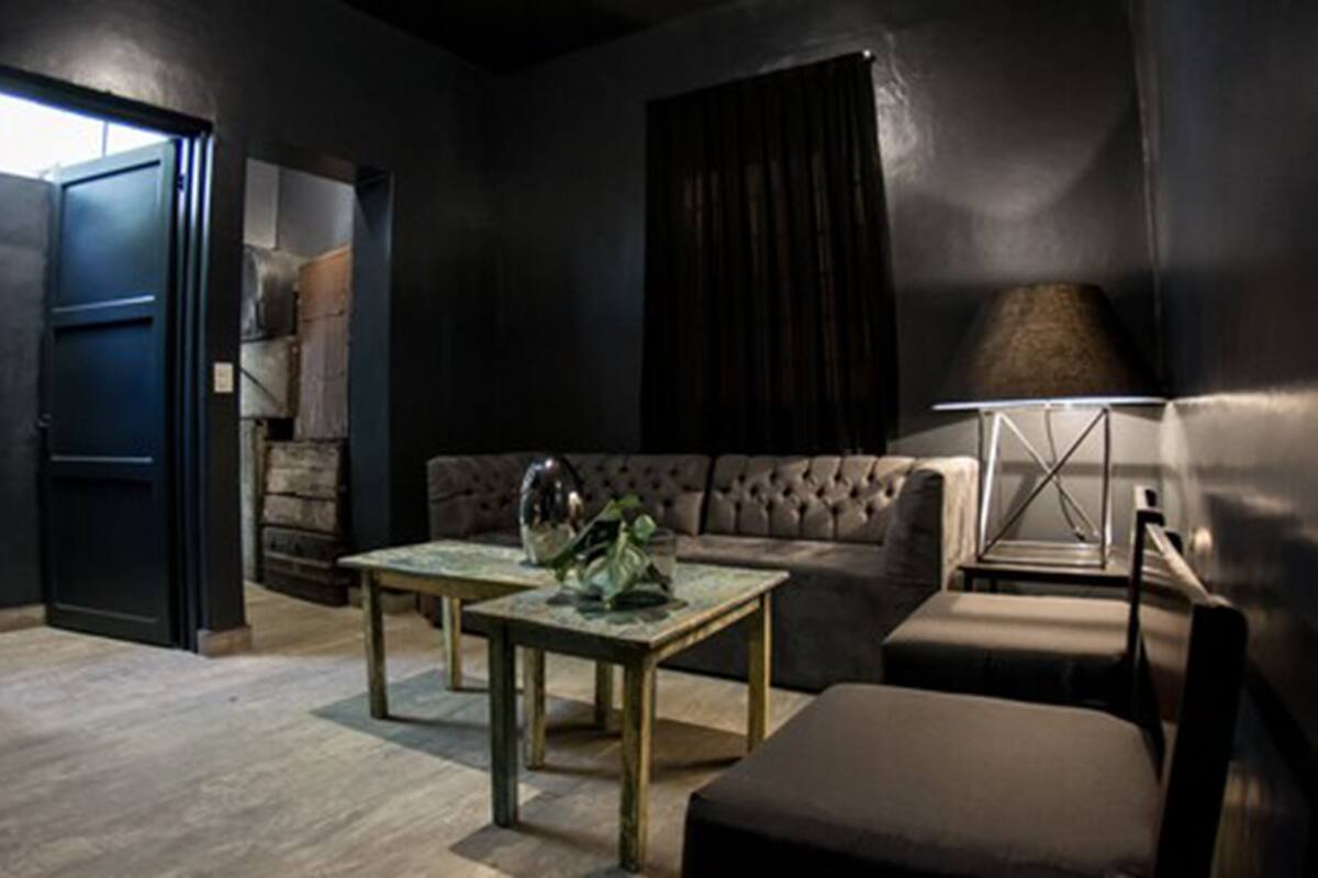Premium Bungalow | Living area | Flat-screen TV