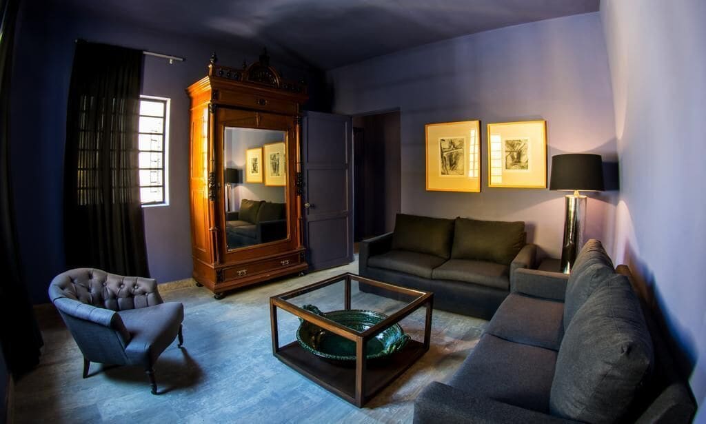 Bungalow Premium | Área de sala de estar | Televisión de pantalla plana 