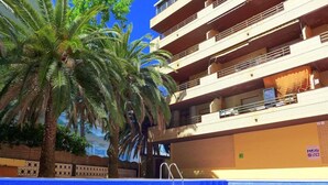 Outdoor pool - Azahar Rentalmar (Salou)