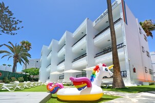 Outdoor pool, pool umbrellas, pool loungers