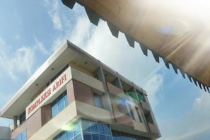 Exterior - Kompleksi Arifi Hotel (Shkoder)