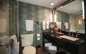 Bathroom - Magnolia Hotel Dallas Park Cities (Dallas)