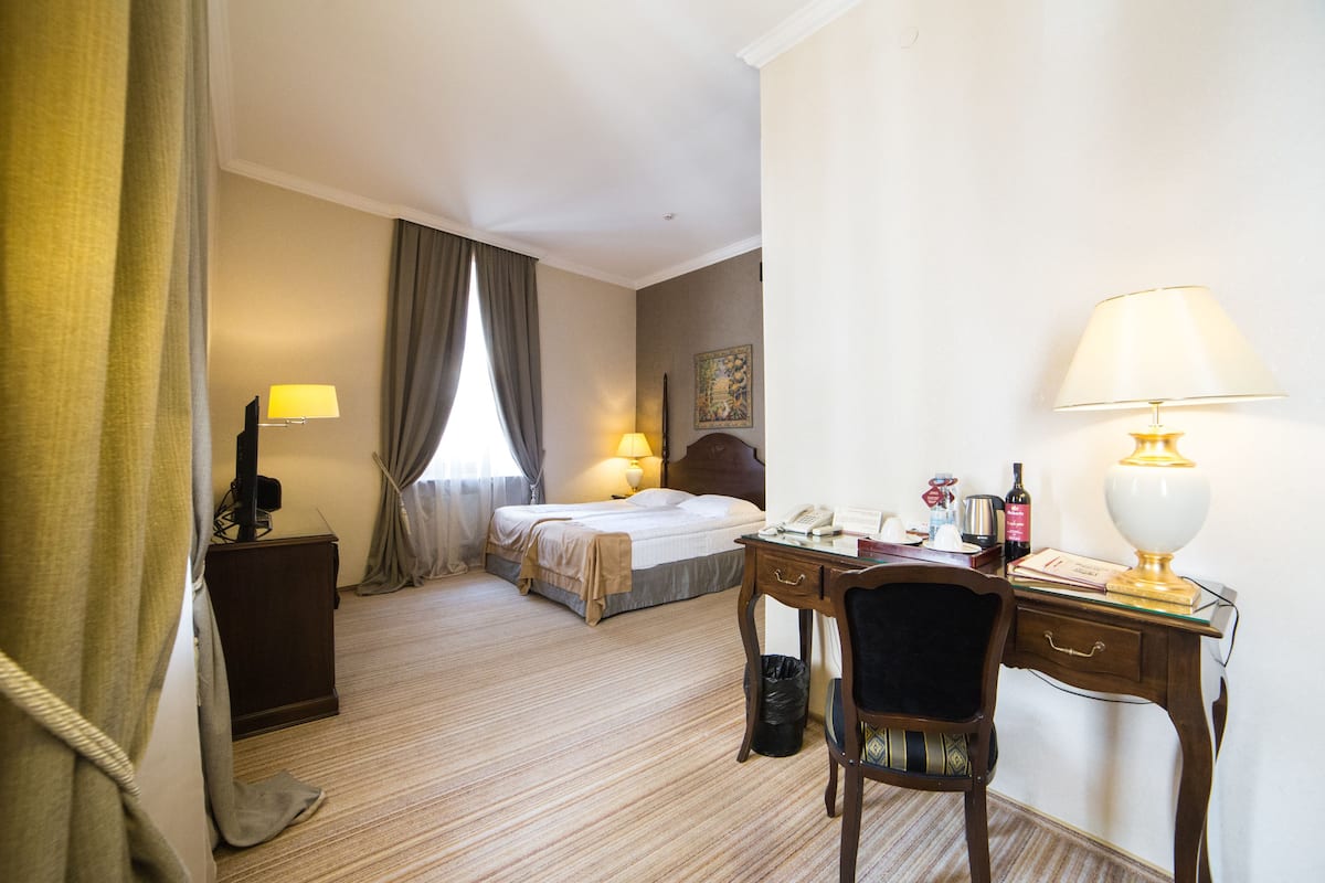 Superior Double or Twin Room | Minibar, in-room safe, desk, soundproofing