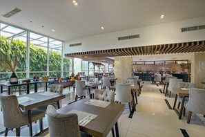 Breakfast, lunch, dinner served; international cuisine - Satoria Hotel Yogyakarta (Depok)