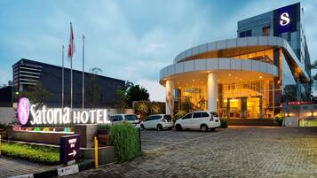 Façade de lâhĂ©bergement - soirĂ©e/nuit