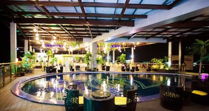 Lace Boutique Hotel