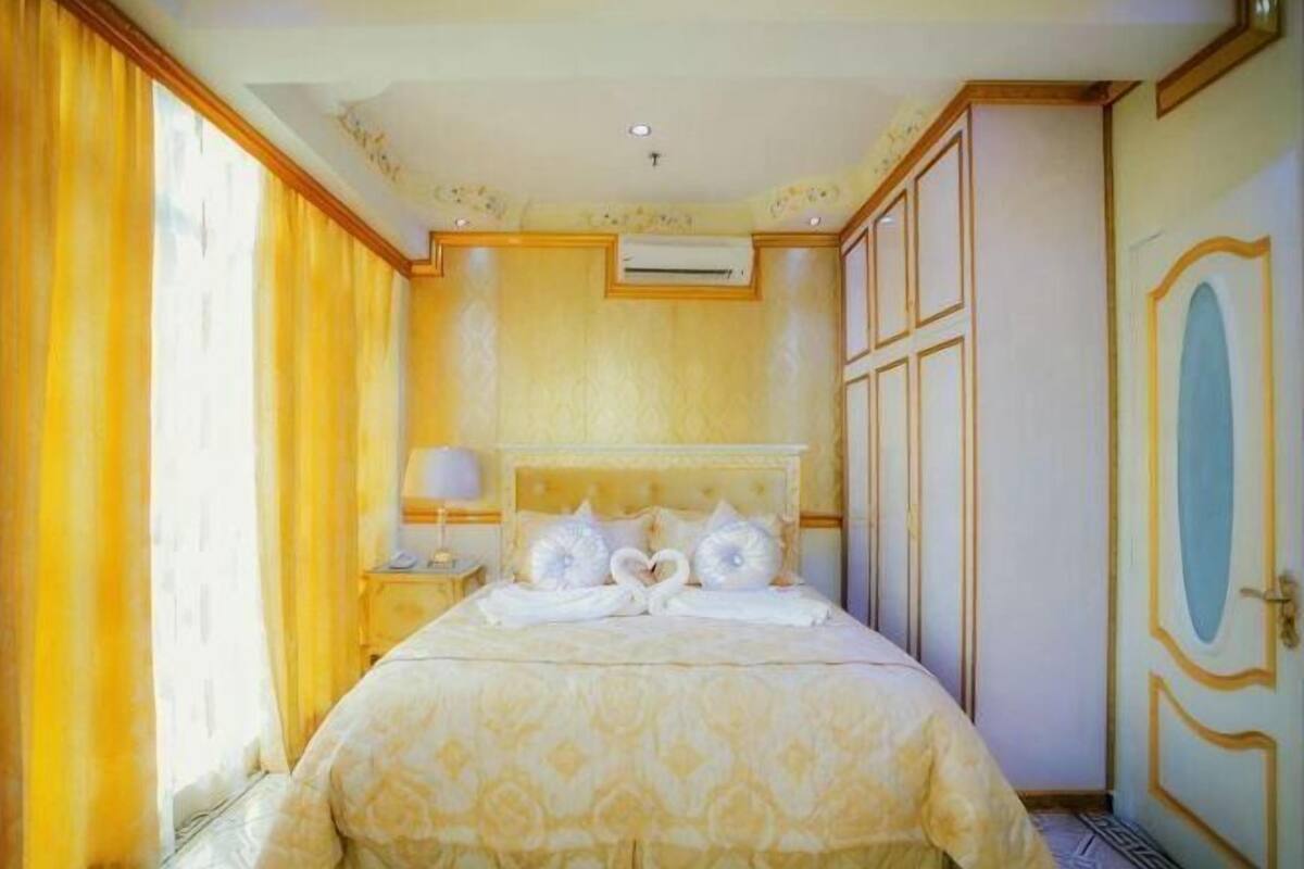 Minibar, in-room safe, desk, soundproofing