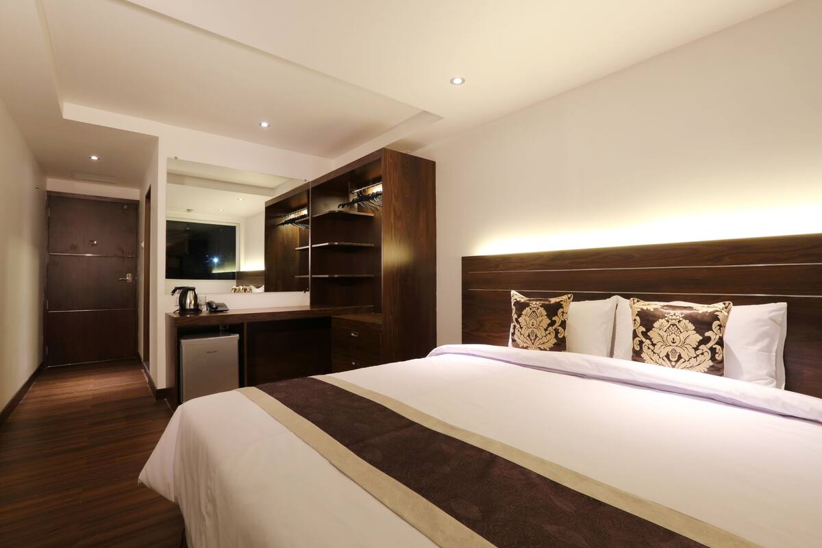  Deluxe Room  | View from room