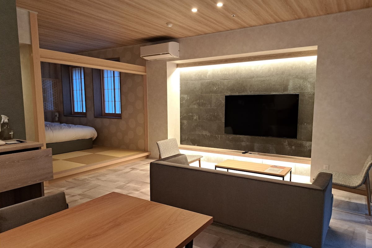 套房, 非吸煙房 (with open-air bath) | 房內夾萬、免費 Wi-Fi、床單