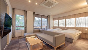 1 bedroom, in-room safe, free WiFi, bed sheets
