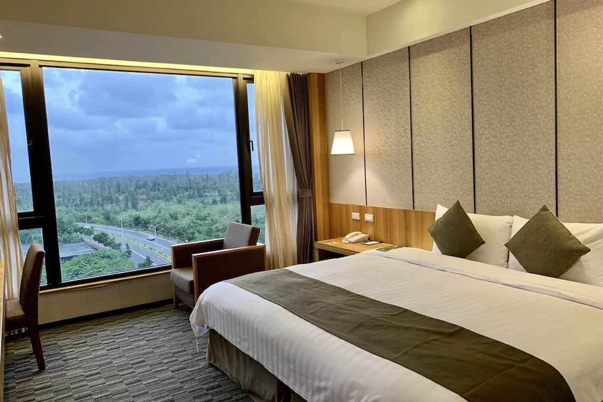 double room | minibar, in-room safe, desk, blackout curtains