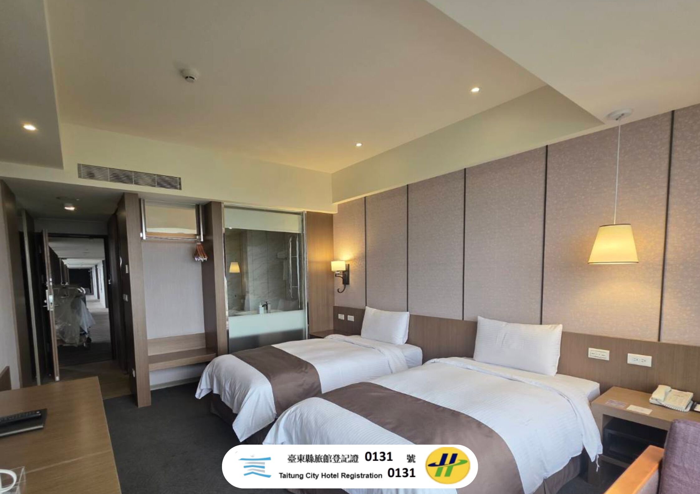 Phòng | Minibar, két bảo mật tại phòng, bàn, màn/rèm cản sáng 