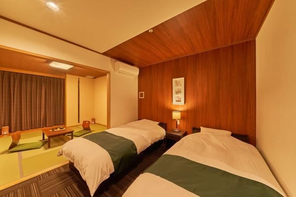 In-room safe, desk, free WiFi, bed sheets