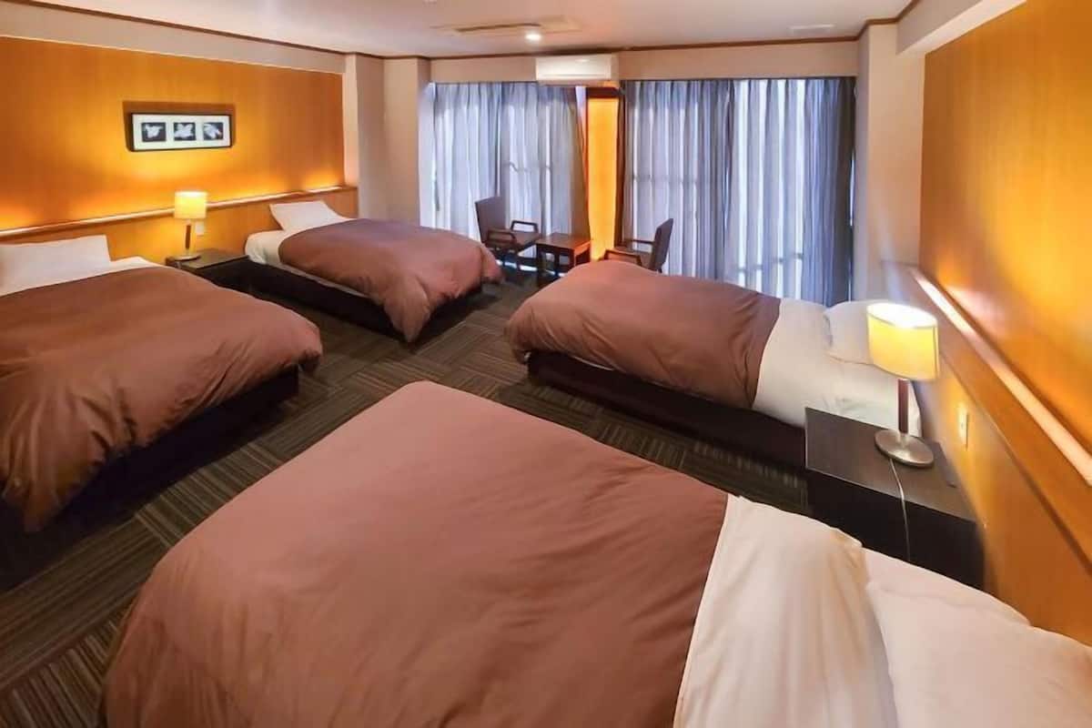 In-room safe, desk, free WiFi, bed sheets