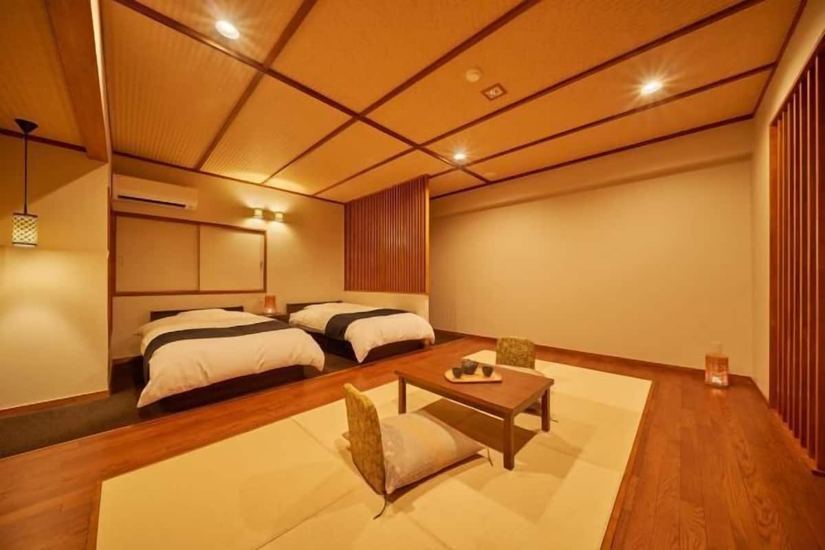 In-room safe, desk, free WiFi, bed sheets
