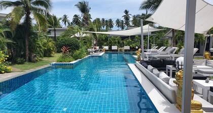 Coconutspalm Resort