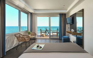 Junior Suite Sea Front | Terrasse/Patio