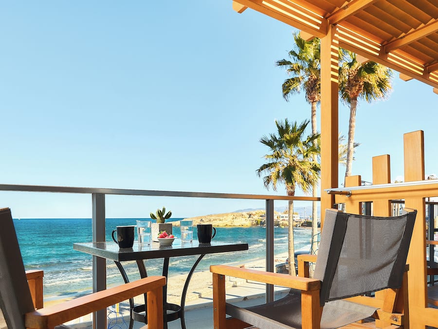 Junior Suite Sea Front | Terraza o patio