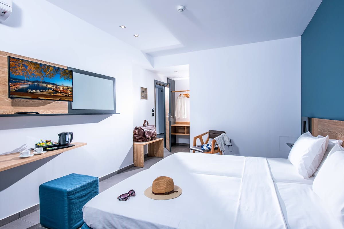 1 habitación, ropa de cama hipoalergénica y minibar